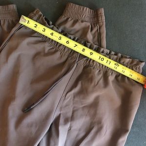 Athleta Metropolis Jogger Sz 6 EUC